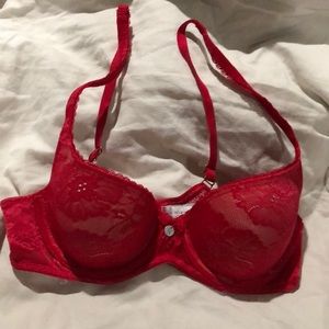 Victoria Secret Red Body by Victoria lined Demi